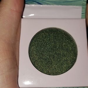 Green shimmer eyeshadow
